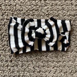 Baby Bling head band for baby🖤🤍